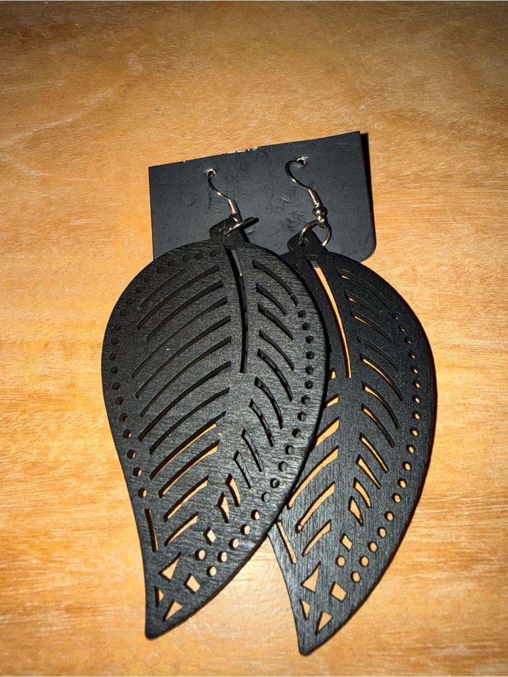 Black Leaf Cutout Dangle Earrings